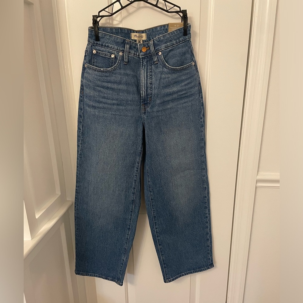 Madewell “The Curvy Perfect Wide-Leg Crop Jean”